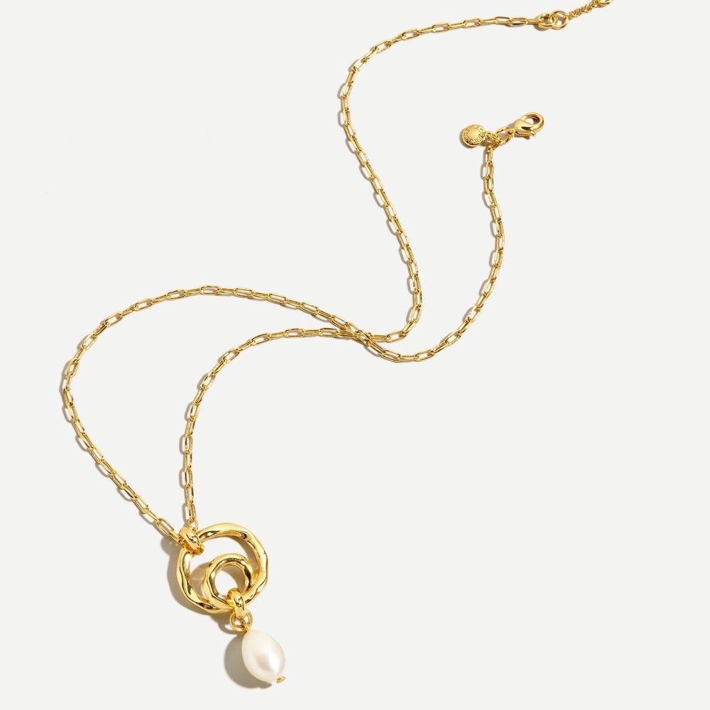 J CREW LOOPY HOOP FRESH WHT PEARL CHAIN NECKLACE